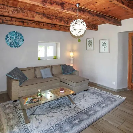 Demeure Romantique Le Pecher Holiday home